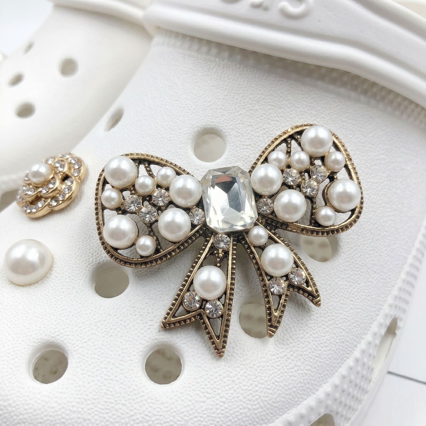 Rhinestone Metal Shoe Charms Set for Clog Shoes size or group view for clog shoes